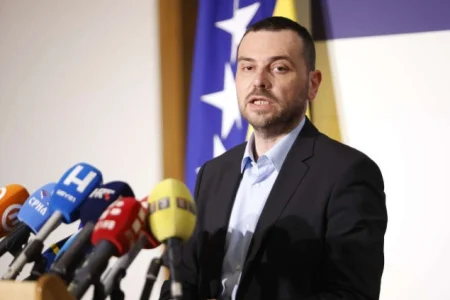 Magazinović: Prvi put u bh. zakonodavstvu jasno se definiše bahata vožnja Magazinović: Prvi put u bh. zakonodavstvu jasno se definiše bahata vožnja