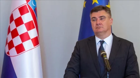 Hrvatski predsjednik odbija odobriti novog izraelskog ambasadora zbog politike izraelske vlade Hrvatski predsjednik odbija odobriti novog izraelskog ambasadora zbog politike izraelske vlade
