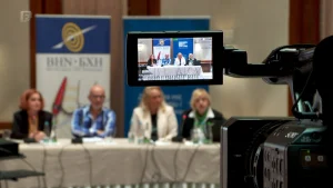 Pritisci na novinare u BiH sve veći – upozoravaju stručnjaci