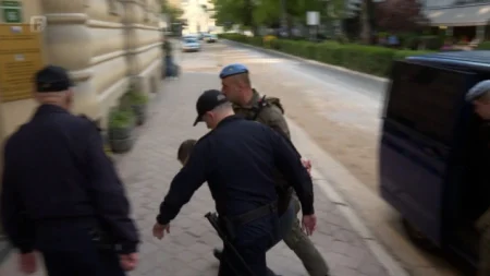 Tarik Prusac, osumnjičen za ubistvo žene na Dobrinji, predat Tužilaštvu KS-a