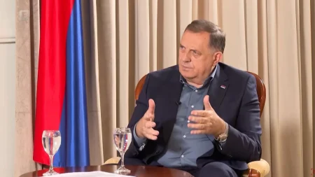 Dodik ponovo veličao Mladića i Karadžića, reakcija i dalje izostaje