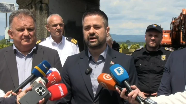 Nižu se krivične prijave protiv Amidžića, Tahirović sumnja u reakciju pravosuđa Nižu se krivične prijave protiv Amidžića, Tahirović sumnja u reakciju pravosuđa