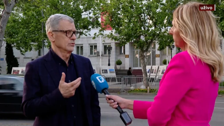 Radončić: Crna Gora je i dalje u dva rova, ali raste podrška suverenosti Radončić: Crna Gora je i dalje u dva rova, ali raste podrška suverenosti