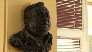 Kultna sarajevska kafana sjeća se umjetnika: Otkrivena bista Halida Bešlića