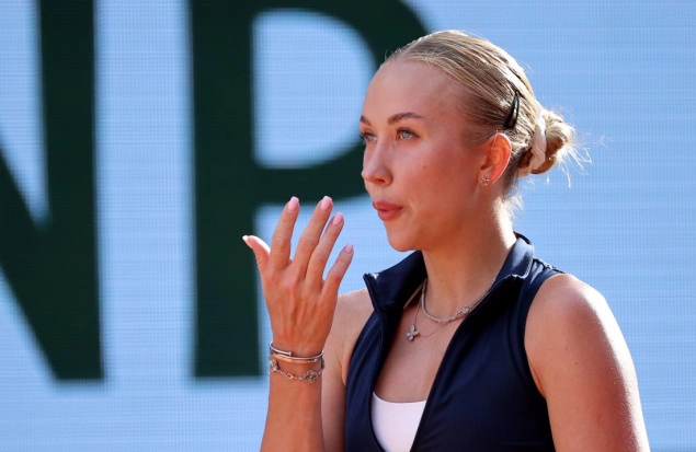 Gauff ostala bez titule na Roland Garrosu poslije poraza od Potapove Gauff ostala bez titule na Roland Garrosu poslije poraza od Potapove