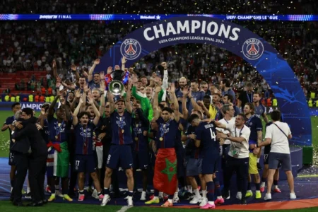 Fudbaleri PSG-a nakon boljeg izvođenja penala savladali Arsenal i odbranili naslov prvaka Evrope Fudbaleri PSG-a nakon boljeg izvođenja penala savladali Arsenal i odbranili naslov prvaka Evrope