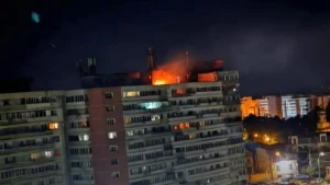 Dvije osobe povrijeđene nakon pada ruskog drona na stambenu zgradu u Rumuniji