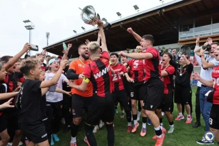 Tuzlanska Sloboda savladala u finalu u Zenici mostarski Velež s 1:0 te osvojila Kup BiH za juniore