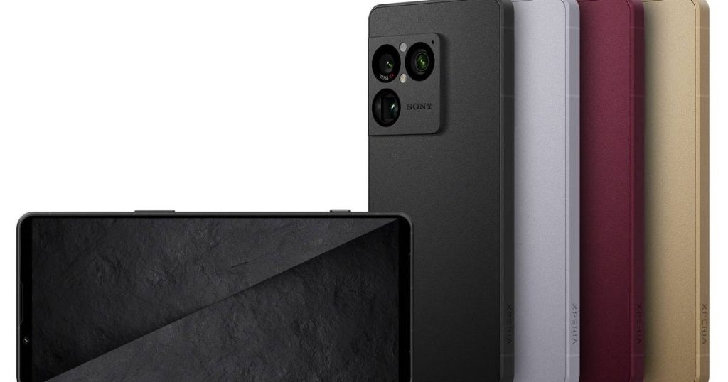 Sony Xperia 1 VIII i dalje ima utor za microSD i 3,5-milimetarski priključak za slušalice