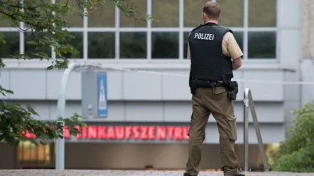 Talačka kriza u Njemačkoj, policija opkolila banku