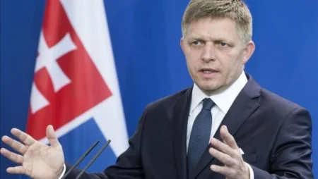 Robert Fico najavio susret s Vladimirom Putinom u Moskvi