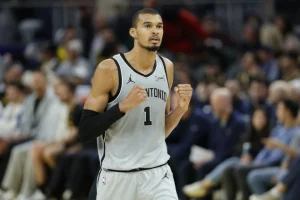 Victor Wembanyama sinoć postavio rekord NBA play-offa po broju blokada u jednom meču
