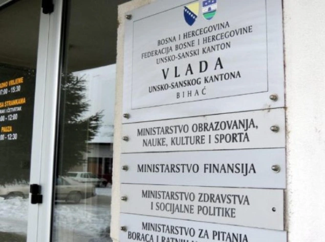 MUP USK pretresa Vladu kantona: Više ministara pod istragom zbog zapošljavanja MUP USK pretresa Vladu kantona: Više ministara pod istragom zbog zapošljavanja