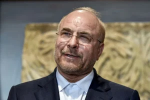 Glavni iranski pregovarač stigao u Oman na razgovore o novim aranžmanima u Hormuzu
