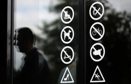Jedna osoba ubijena, pet povrijeđeno u napadu nožem u tržnom centru u Rusiji Jedna osoba ubijena, pet povrijeđeno u napadu nožem u tržnom centru u Rusiji