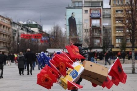 Specijalno tužilaštvo Kosova uskoro podiže optužnicu za ubistvo članova porodice Jashari Specijalno tužilaštvo Kosova uskoro podiže optužnicu za ubistvo članova porodice Jashari