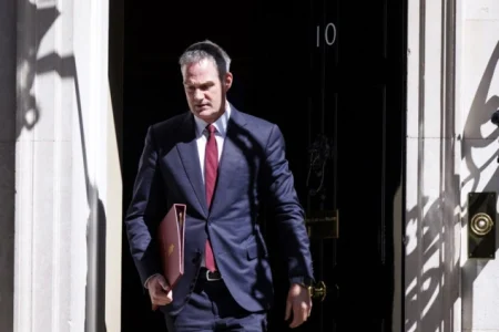 Britanski ministar Kyle: Nema razloga vjerovati da će Starmer podnijeti ostavku Britanski ministar Kyle: Nema razloga vjerovati da će Starmer podnijeti ostavku