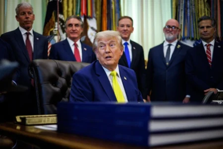 Trump potpisao historijsku direktivu o primjeni vještačke inteligencije u nacionalnoj sigurnosti