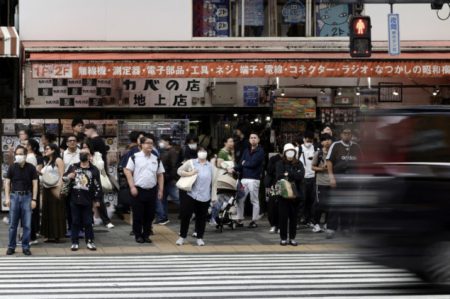 Gotovo 40 posto starijih osoba u Japanu želi nastaviti raditi, uglavnom zbog finansijskih potreba