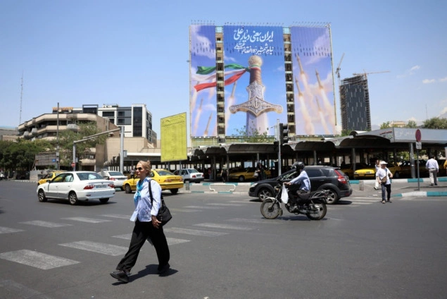 SAD izvele nove napade na Iran; Teheran gađao američke baze u Kuvajtu i Bahreinu