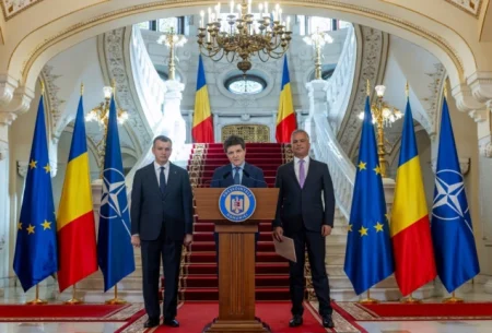 Predsjednik Rumunije imenovao Adriana Vesteu za mandatara Predsjednik Rumunije imenovao Adriana Vesteu za mandatara