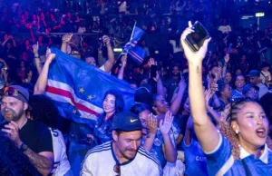 Navijači na Zelenortskim Ostrvima slavili do kasno u noć nakon historijskog remija sa Španijom