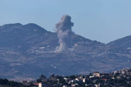 Najmanje pet poginulih u izraelskom udaru na južni Liban uprkos novom dogovoru o primirju Najmanje pet poginulih u izraelskom udaru na južni Liban uprkos novom dogovoru o primirju