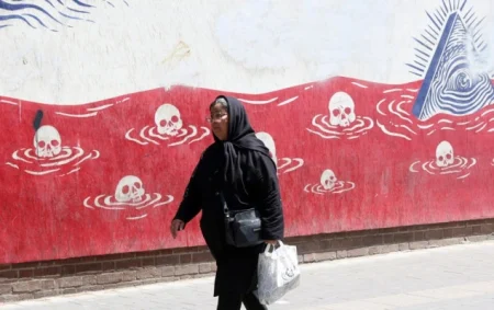 Iranski mediji negiraju tvrdnju SAD-a da je Iran pristao ponovo primiti inspektore IAEA-e Iranski mediji negiraju tvrdnju SAD-a da je Iran pristao ponovo primiti inspektore IAEA-e
