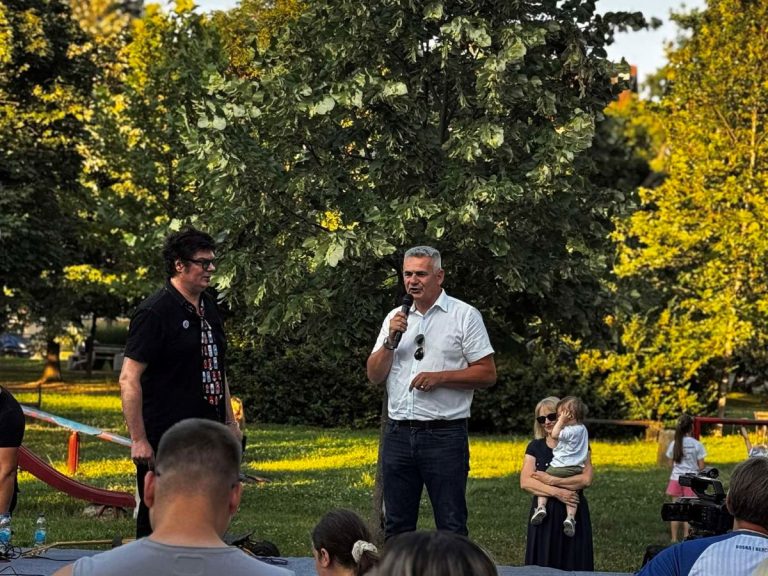 Milić: Svaka politika počinje i završava se brigom o porodici