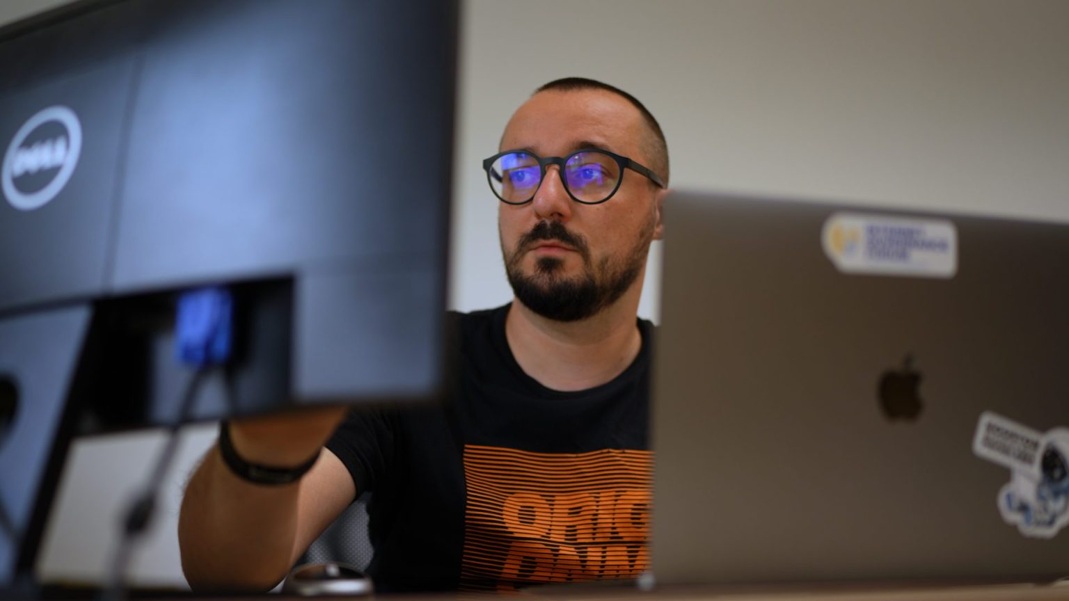 Detektor Iza Objektiva: Kako smo otkrili da su hakeri iz Sjeverne Koreje ukrali identitete državljana BiH i Srbije