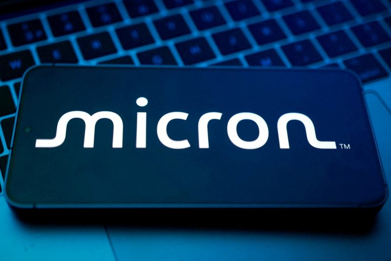 Dionice proizvođača RAM-a skočile za dodatnih 15% zahvaljujući AI bumu