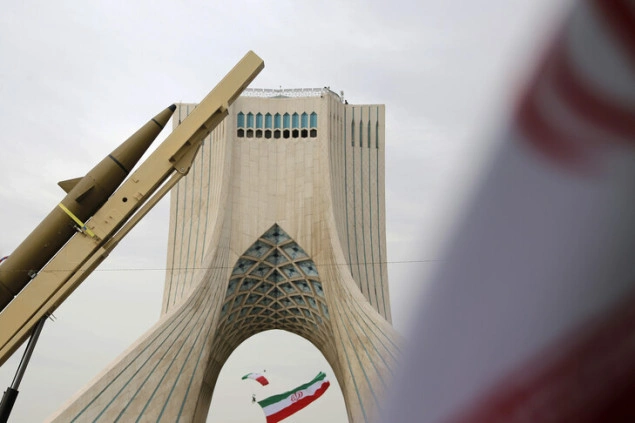 Iranska vojska upozorila Izrael zbog nastavka napada u južnom Libanu Iranska vojska upozorila Izrael zbog nastavka napada u južnom Libanu