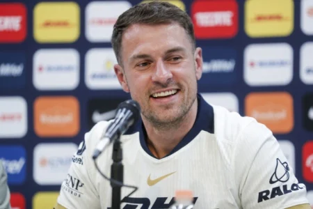 Aaron Ramsey imenovan za trenera Oxford Uniteda Aaron Ramsey imenovan za trenera Oxford Uniteda