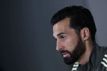 Real Madrid raskinuo saradnju s Alvarom Arbeloom Real Madrid raskinuo saradnju s Alvarom Arbeloom