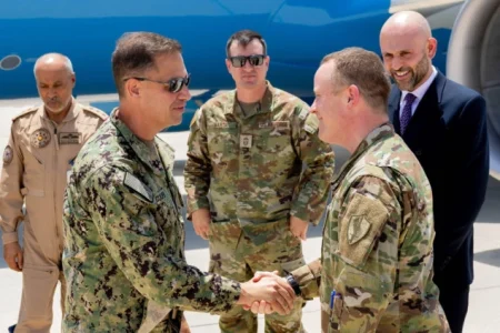 Komandant američkog CENTCOM-a posjetio Bliski istok i sastao se s regionalnim liderima