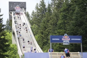 Red Bull 400 u BiH: Najtežih 400 metara na svijetu pretvara igmansku skakaonicu u borilište izdržljivosti