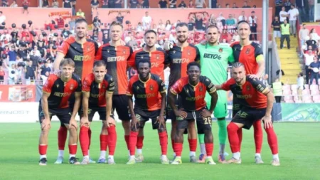Čelik savladao Igman i preuzeo pehar namijenjen prvaku Prve lige FBiH Čelik savladao Igman i preuzeo pehar namijenjen prvaku Prve lige FBiH