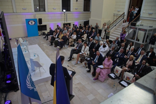 Multilateralizam u krizi, BiH primjer da je mir moguć uz dijalog i međunarodnu podršku Multilateralizam u krizi, BiH primjer da je mir moguć uz dijalog i međunarodnu podršku