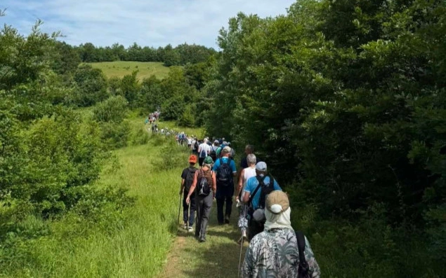 Više od stotinu učesnika odalo počast žrtvama Ljutočke doline