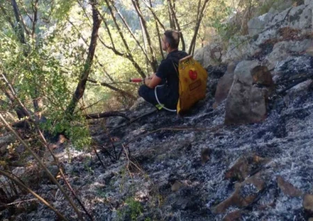 U Mostaru raste broj požara, u naselju Malo Polje protekle noći spašene kuće U Mostaru raste broj požara, u naselju Malo Polje protekle noći spašene kuće