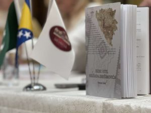 Promovirana knjiga o jeziku i stilu Nedžada Ibrišimovića koji je na poseban način pisao o BiH