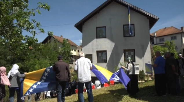 Obilježena godišnjica zločina u Pionirskoj ulici u Višegradu Obilježena godišnjica zločina u Pionirskoj ulici u Višegradu