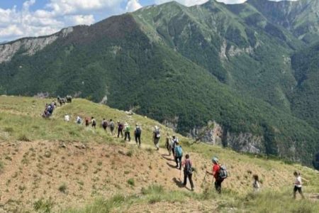 Stotinjak sudionika uživalo u pješačkom pohodu od Umoljana do Lukomira