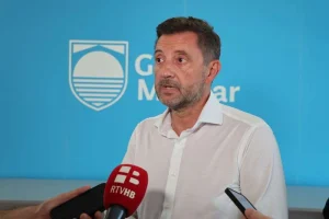 Grad Mostar proglasio izvanredno stanje zbog požara na deponiji Uborak