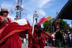 Tradicionalna fiesta u Meksiko Cityju: Ulice ispunjene muzikom i plesom