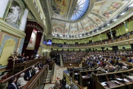 Papa u obraćanju španskom parlamentu: Rat i naoružavanje su neuspjeh društava Papa u obraćanju španskom parlamentu: Rat i naoružavanje su neuspjeh društava