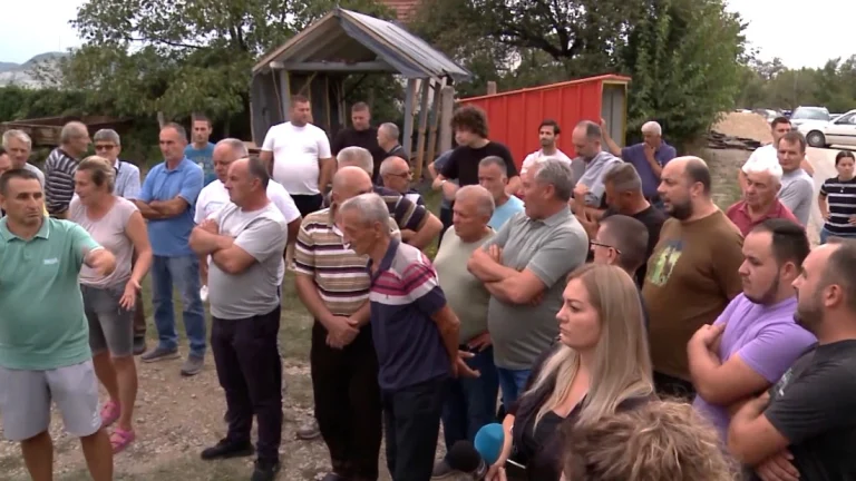 Mještani uz ivicu kopa: Kuće pucaju, a naknade još nisu isplaćene