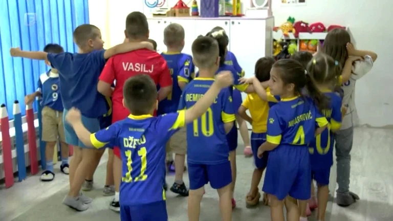 Mali navijači poslali emotivne poruke podrške reprezentaciji BiH
