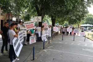Ove plate su nedostojne čovjeka: Počeo štrajk upozorenja radnika u pravosuđu HNK