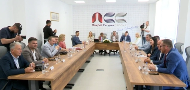Opozicija protiv novog zaduženja RS-a, najavljeni protesti i akcije Opozicija protiv novog zaduženja RS-a, najavljeni protesti i akcije